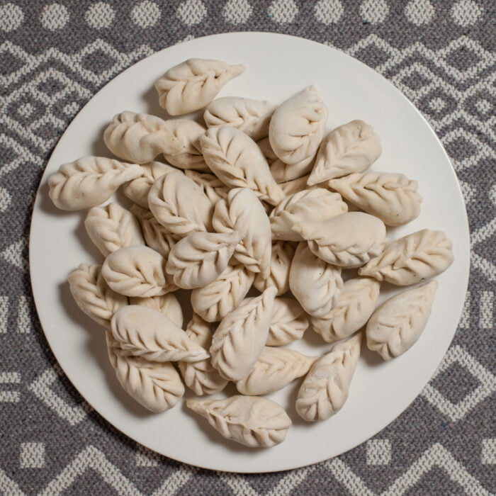 Pierogi z serem i szpinakiem